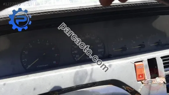 1991 model mazda 929 2.0 çıkma gösterge paneli