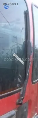 1998 model renault kangoo 1.9 çıkma bagaj silecek kolu