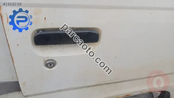 1998 model nissan urvan 2.5 çıkma sağ kapı kolu