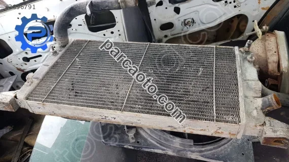 89-92 ford escort çıkma radyatör