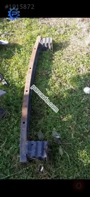 peugeot 207 çıkma arka tampon demiri
