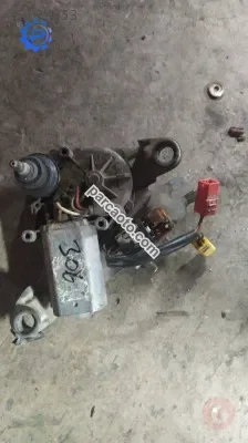 peugeot 306 çıkma arka cam silecek motoru