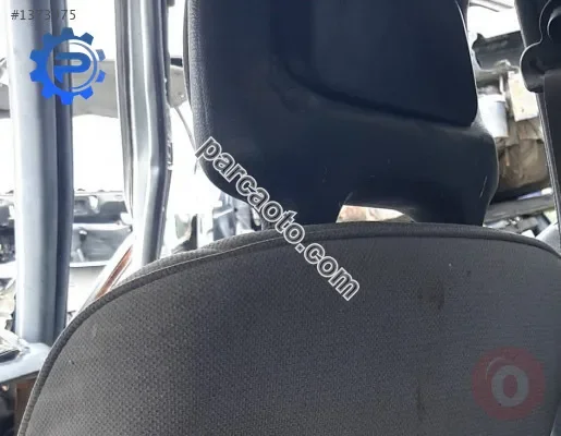 hyundai excel çıkma koltuk başlığı