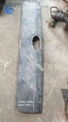 Kango tek kapı bagaj plastiği çıkma