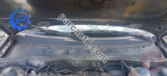 2011 seat ibiza 16v 1.6 akl çıkma cam önü ızgarası