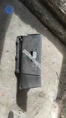 Dacia Logan torpido kapağı çıkma