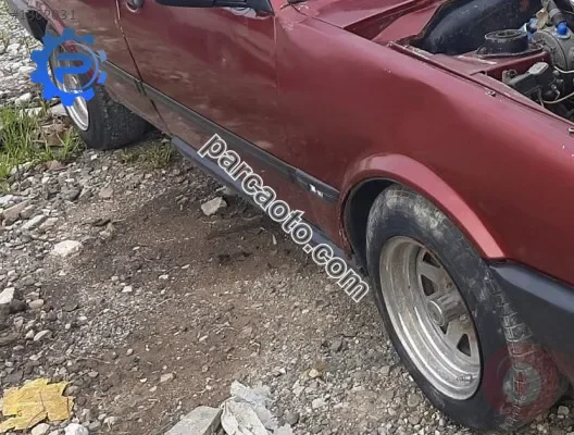 1992 model tofaş doğan çıkma sağ jant lastik takımı