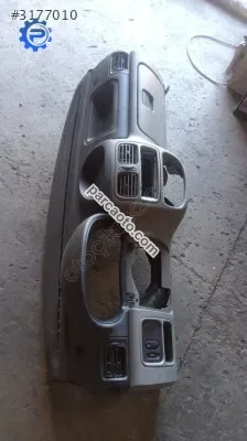 Renault Clio 2 faz 2 torpido yedek parça