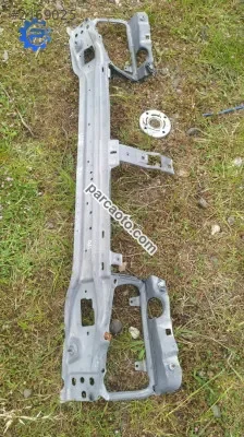 Laguna 1 ön panel çıkma