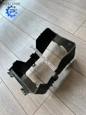 Akü Yan Kapaı VW Passat Jetta Golf 1K0915335C