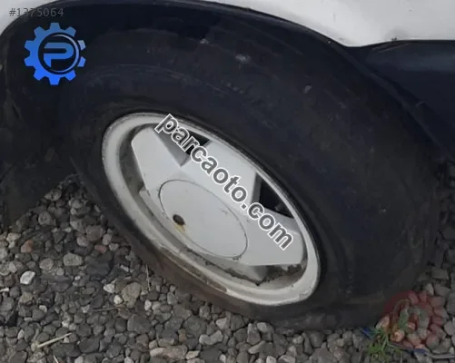 1993 model lada samara çıkma sağ ön jant lastik