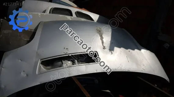 Renault trafic ön kaput çıkma