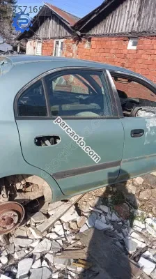 Mitsubishi karizma sağ arka kapı yedek parça