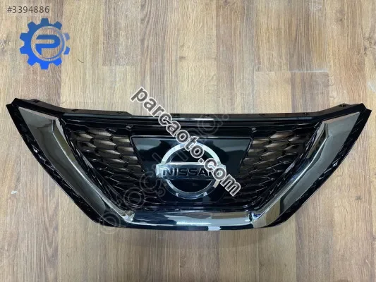 Nissan Qashqai Panjur Kare Tip Arma Dahil 2017-2019 62310-HV30A