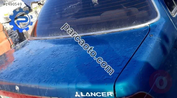 1990 mitsubishi lancer 1.5 gls çıkma bagaj kapağı
