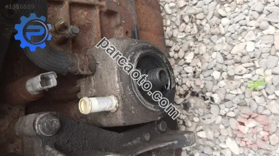 Citroen berlingo hdi 2.0 çıkma yağ soğutucu