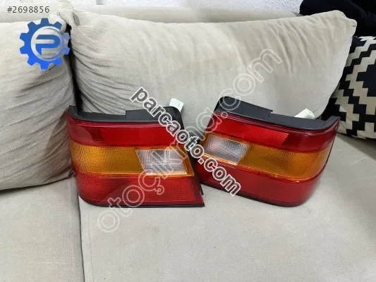 Hyundai Excel Sağ Sol Stop Lambası 1992-1994 SET