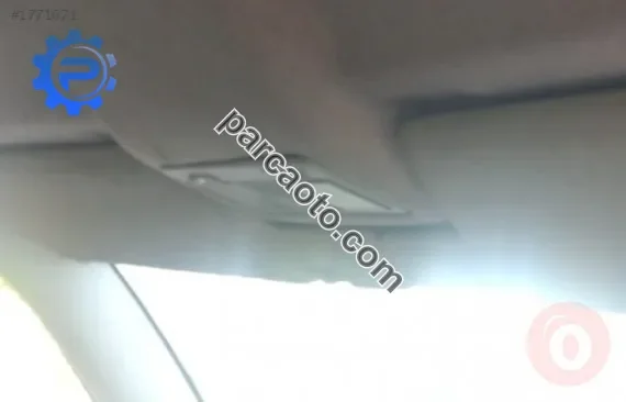 2011 model seat ibiza 16v çıkma tavan lambası