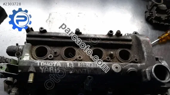 Toyota yaris 1.3 vvti külbütör kapak çıkma