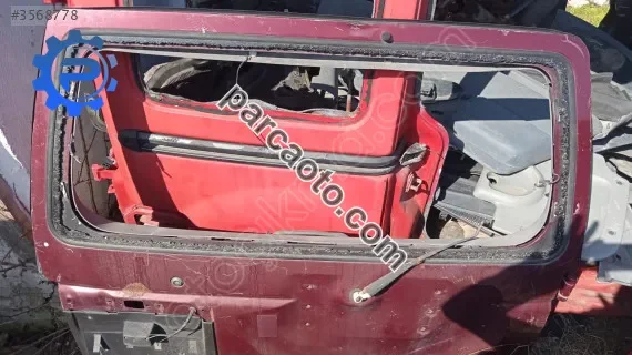 Mitsubishi pajero bagaj kapağı yedek parça