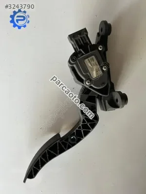 Gaz Pedalı Hyundai Accent Blue Otomotik 32700-1Rxxx