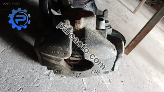 Volkswagen transporter T4 sağ ön kaliper çıkma