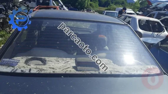 daewoo nexia çıkma arka cam