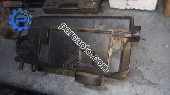 Peugeot 306 1.8 8V Modeli İçin Oto Çıkma Külbütör Kapağı