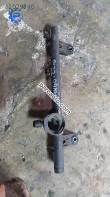 Kango Clio 1.4 enjektör kütüğü çıkma