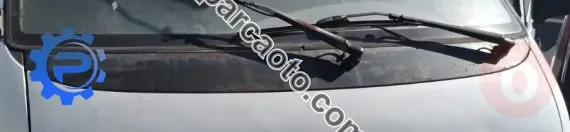 1998 model kia pregrio 2.7 çıkma cam önü ızgara