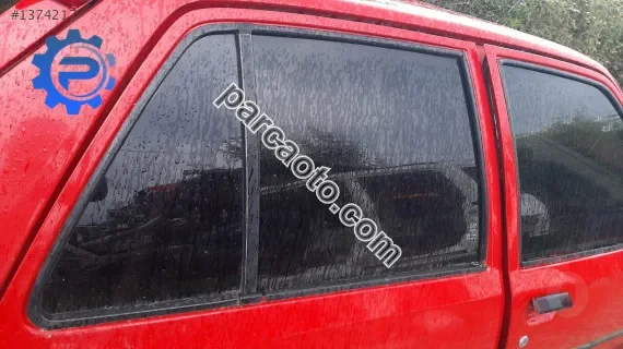 peugeot 205 1.4 benzinli çıkma sağ arka kapı camı
