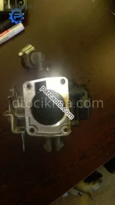 bmw m50 5.20 orjinal gaz kelebeği