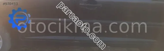2009 model peugeot 207 1.4 çıkma sağ takım kapı bandı