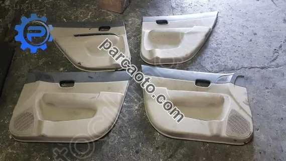 Hyundai Accent Era Kapı Döşemesi Takım çıkma