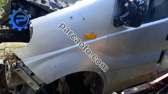 renault trafic çıkma sol ön çamurluk