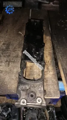 Partner,Berlingo 1.9 kulbutor alt kapağı pik yedek parça