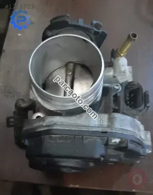 volkswagen bora 2.0 çıkma gaz kelebeği