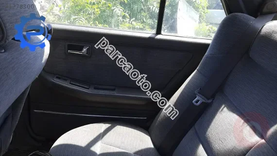 1991 model mazda 929 2.0 sökme sağ arka kapı döşemesi