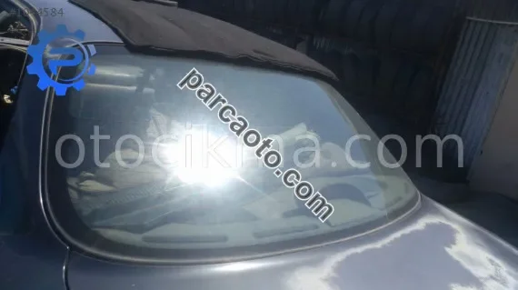 kia clarus çıkma bagaj camı