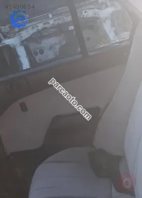 1990 mitsubishi lancer 1.5 gls sökme sağ arka kapı döşeme