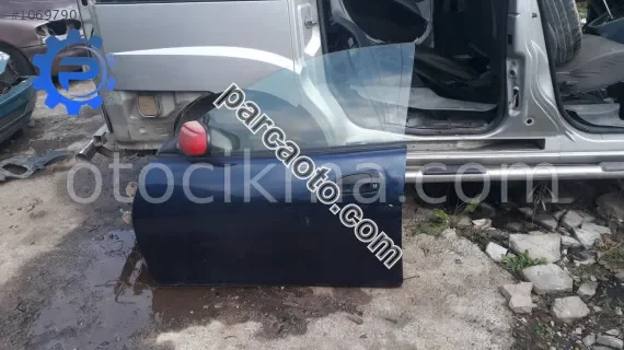 mazda lantis çıkma sol ön dolu kapı