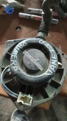 Nissan Primera vanetta Kalorifer motoru çıkma