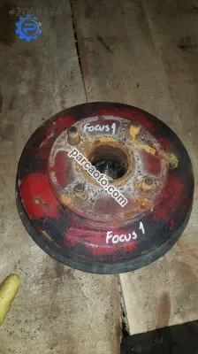 ford focus 1 çıkma arka kampana