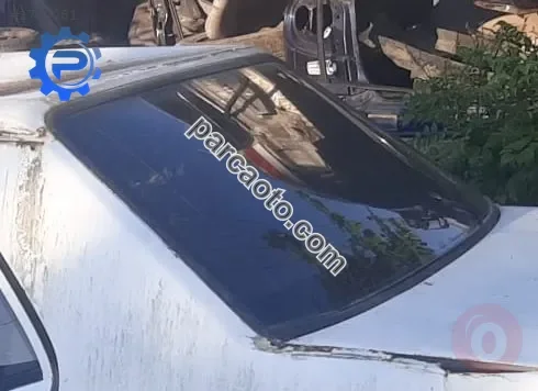1992 model tofaş şahin 1.6 karbüratörlü çıkma bagaj camı