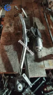 Ford cornet silecek motoru ve frezesi çıkma