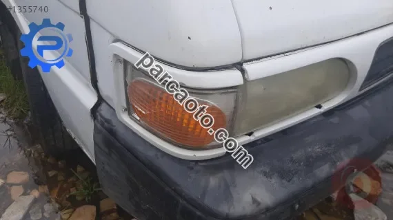 Kia besta hi çıkma sağ far sinyal