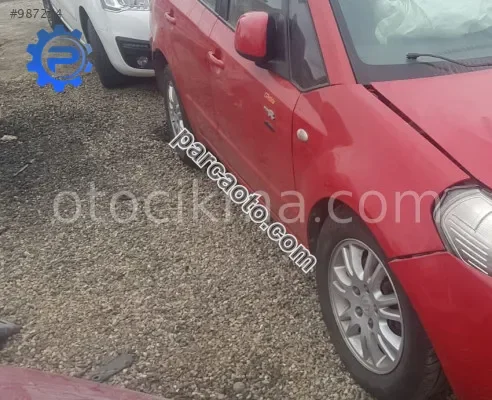 2008 model suzuki sx4 çıkma sağ yan panel