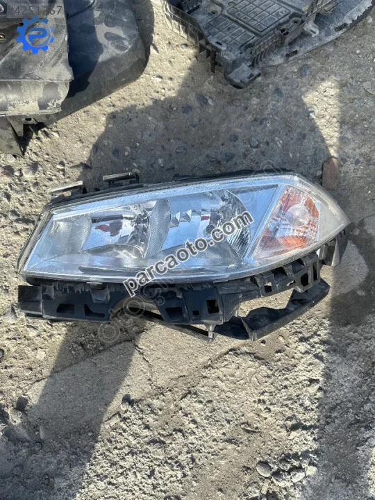 Renault megane ıı 2 sol ön far Renault megane ıı 2 sol ön far