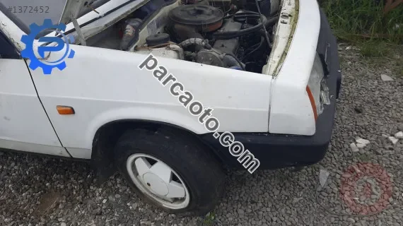 lada samara çıkma sağ ön çamurluk