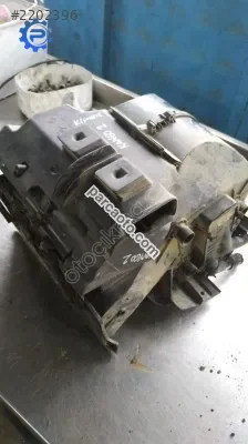 Kango 2 klimasiz kalorifer kazani çıkma